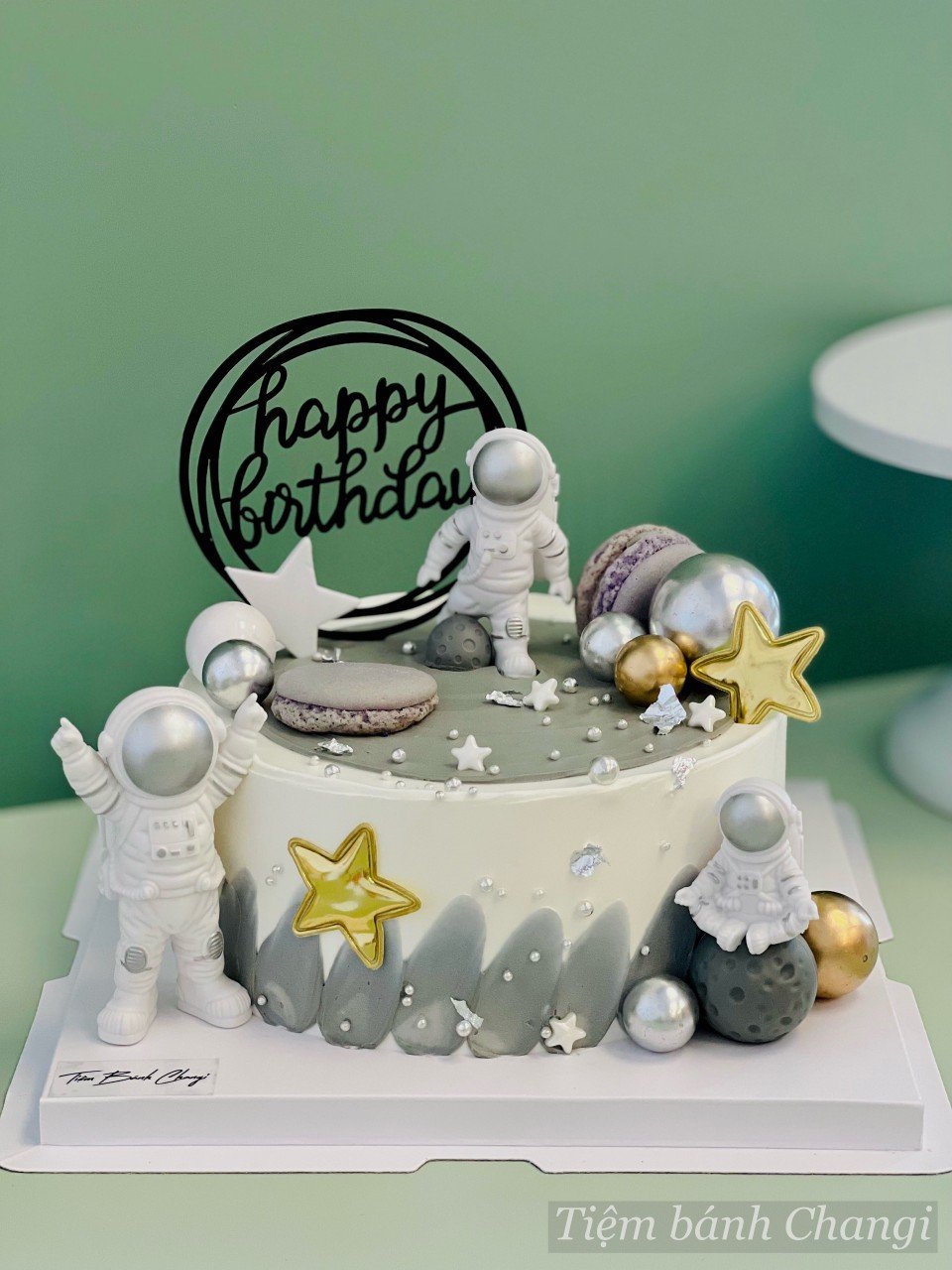 Mẫu bánh sinh nhật trang trí đơn giản nhẹ nhàng  Tiệm bánh MiaCake Đà Nẵng