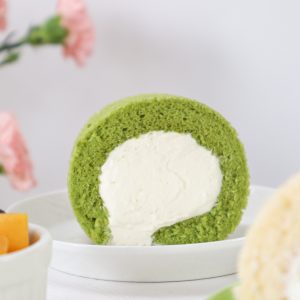 Bông lan cuộn Matcha
